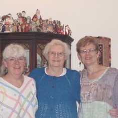 Joanne, Phyllis & Chris, ~2010