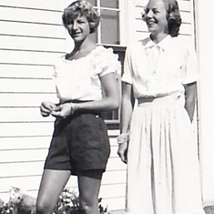 1948_summer_in_Kingsville_Ontario_Canada_Maude+Phyllis