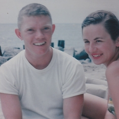 1953-07_ca_Cedar_Beach_Ont_Tom+Phyllis