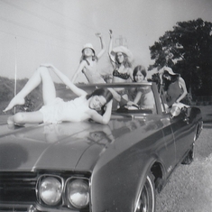 1969-07_Mom_let's_go_to_Stony_Creek