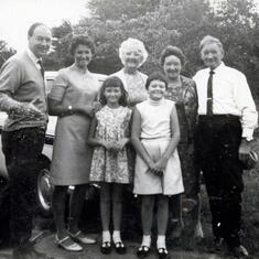 Roy, Brenda, Nanny green, Grandma and Poppa with Judy and Rosey