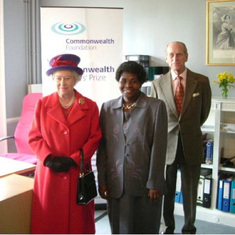 Mary meeting the Queen of England.
A Commonwealth Event.