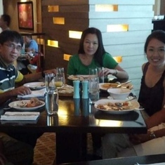 Lunch out with Hazel's parents - May 31, 2013