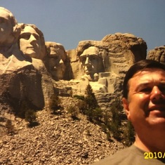 Randy wanted his head up there with the presidents. Had to take this picture several times til I got it right . Lol