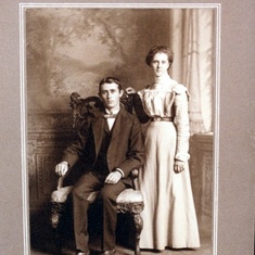 1899 - Frank W Rankin & Lula Belle Sharp - wedding picture