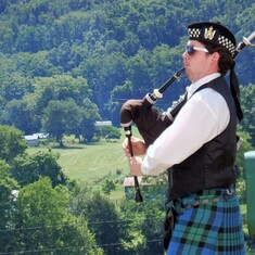 Wyatt Brown playing bagpipes at the 2018 Rankin Clan Reunion