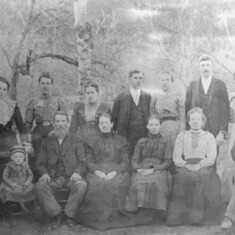 1900c Andrew Johnson Newman family - retouched