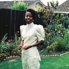 Ray Ann in Her wedding Dress in Back Yard --71 Angel Island Cir Sacramento ,Calid.