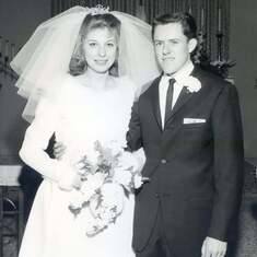 On Nov 10, 1962, Ray married Mary Helen Banks of Ord, NE