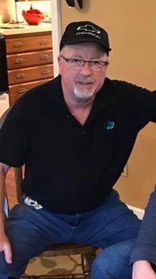 Raymond R Knott