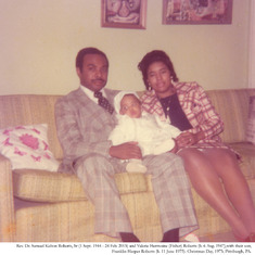 Dad, Mom, & Franklin portrait Christmas 1975 (1200dpi)