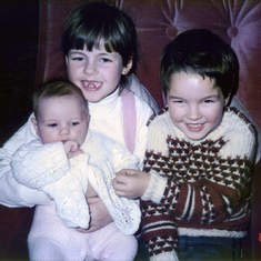 1985 - With sister Andrea (not quite 6), and baby sister Vanessa (3 months old). Richard (4 3/4 years old) grew up to be very protective of his baby sister.