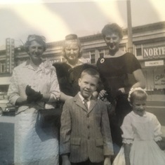 Not sure where this was taken, but believe it's Rick, Laurie, Joan, Teddie and Grandma.