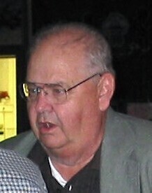 Richard D Homan