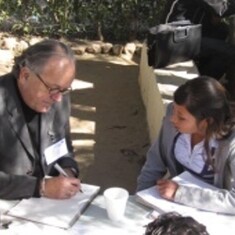 Richard learning geometry with 13 year old Maricruz, from rural school in Zacatecas, Mexico