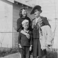Grandma Margaret Reisbick, Mary and Richard Walling