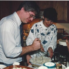1988-R-Bug-cooking