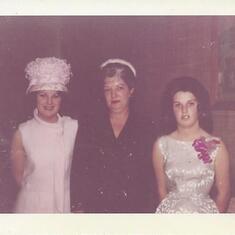 My mom, her sister, Di and grandma Joyce at Dis bridal shower