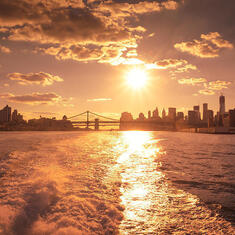 sunset-over-the-new-york-city-skyline-vivienne-gucwa