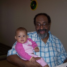 RDT sings & plays piano with Granddaughter Sydney