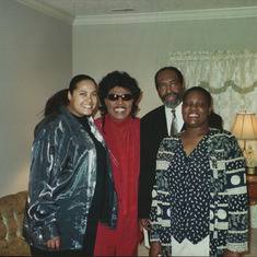Jammin Jan Taylor, Little Richard,
Robert D Taylor Jr & Linda Torrence Taylor
@ Little Richards home in TN.
