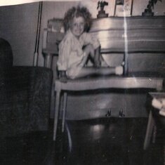 me the little brat.. I hated piano!!