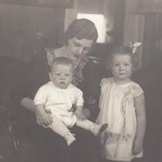 Dad with his mom and sister_ 1933