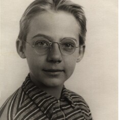 32. Robert 1937