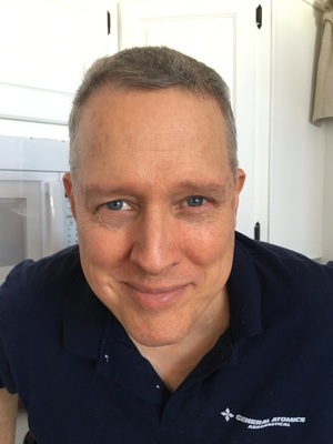 Robert (Gene) Eugene Peay  Jr.