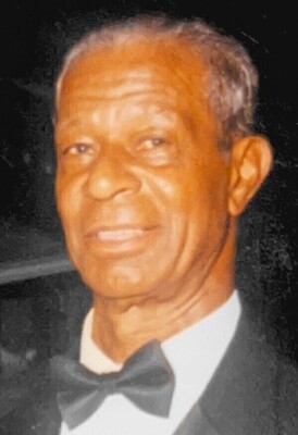 Roland Bluege Makle