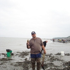 2008 Clam digging in Alaska (2)