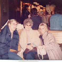 Rollie, Mom, Lori at our last visit before her death, Tulsa OK, 1986