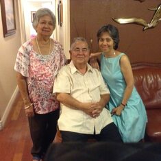 Daddy and Mommy with Tita Beth Joco