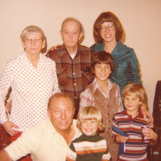 (172) California - Great Grandma, Great Grandpa, Grandpa, Mark, Paul, Mom, & Aaron 1979