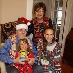 Papa - Delaney - Nana - Nicole - Christmas - 2013