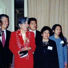 2000 NAPABA Event with AAG Bill Lann Lee and Ileto Family