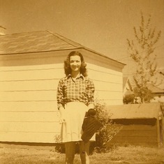 1943, September 4th.   Rosemary in Great Falls, Montana?  After marriage to Lan Ingalls.