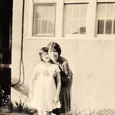 1927 circa.  Rosemary with her mother Doris. Toledo, Ohio.