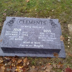 Dad and Mom Head Stone