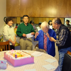 Rowena organized a party for Auntie Stella's 94th birthday