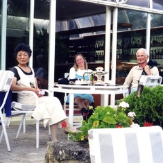 Dining in splendor at L'Esperance in Vezelay, France, 1999