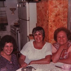 Ruth with her sister Nydia on the left and her mother, Altita, on the right.