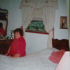 MOM IN HER ROOM 1980'S