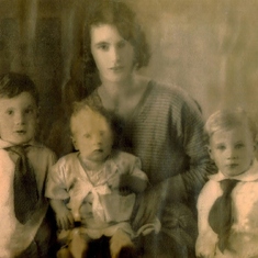 1930 - Sam, Sylvia & Alan with Mum