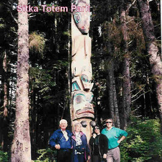 1995 Alaska Ferry - Sam, Evie, Dave and Sandra in sitka Totem Park
