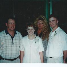Scan LISA ROBS DAUGHTER AND ROB AND JOHANE AND HER HUSBAND