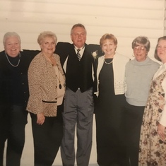 November 2000. Siblings Sharon, Sande, Spike, Deby and cousins Susan and Marie