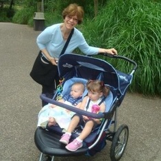Sandee with her Yeager grandchildren at the zoo