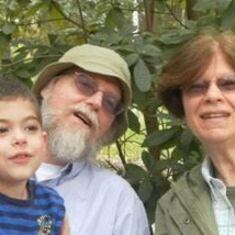 Ethan with Grandma and Grandpa at Houston Zoo (2011)