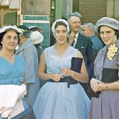 1958 Marj Swales, Sandra & Kath Davis (Hair)